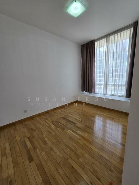The Cosmopolitan, 200 Kim Seng Road, 2 Bedrooms, 1,141 sqft, Condominium For Rent, by Susan From HUTTONS Ng Hong Eng, 500051469 - Master bedroom - PropertyGuru.com.sg