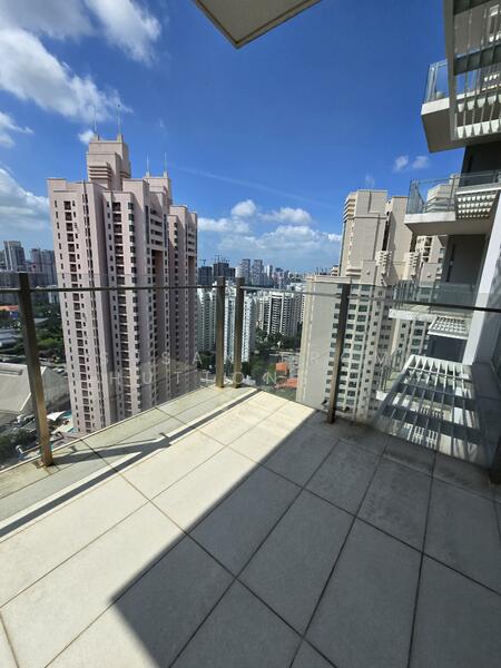 The Cosmopolitan, 200 Kim Seng Road, 2 Bedrooms, 1,141 sqft, Condominium For Rent, by Susan From HUTTONS Ng Hong Eng, 500051469 - Balcony - PropertyGuru.com.sg