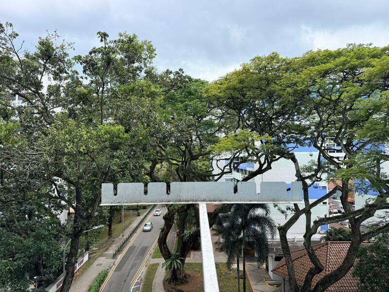 7 Telok Blangah Crescent HDB Flat For Sale at S$ 275,000 | PropertyGuru Singapore - Exterior