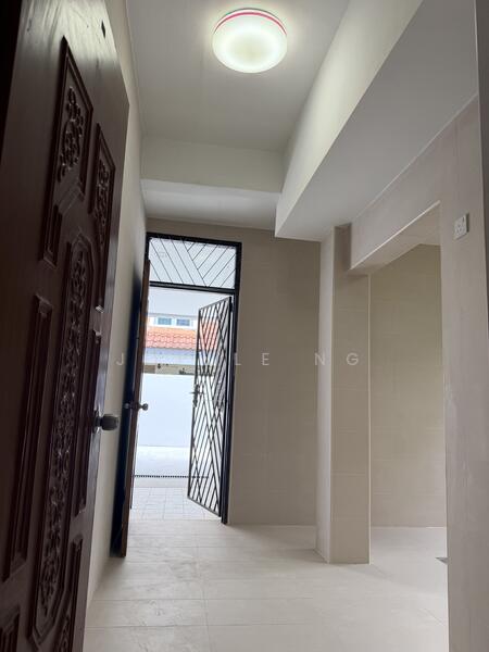 Prince of wales road, Prince of wales road, 4 Bedrooms, 3,000 sqft, Semi-Detached House For Rent, by Joelle Ng, 500051501 - PropertyGuru.com.sg