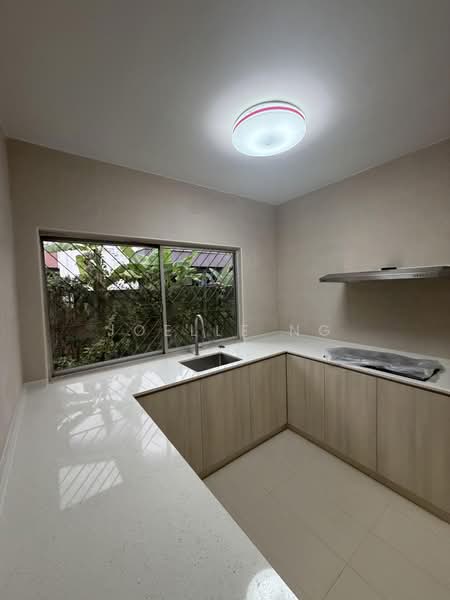 Prince of wales road, Prince of wales road, 4 Bedrooms, 3,000 sqft, Semi-Detached House For Rent, by Joelle Ng, 500051501 - Kitchen - PropertyGuru.com.sg