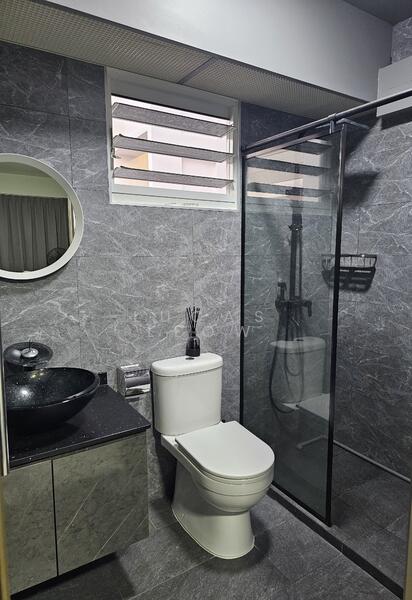 288B Compassvale Crescent HDB Flat For Sale at S$ 899,999 | PropertyGuru Singapore - Bathroom
