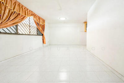 For Sale - 601 Hougang Avenue 4