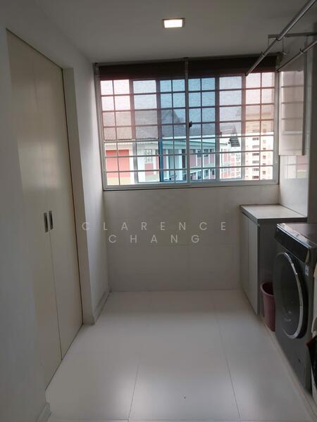 261 Bishan Street 22 HDB Flat For Sale at S$ 1,650,000 | PropertyGuru Singapore - Balcony