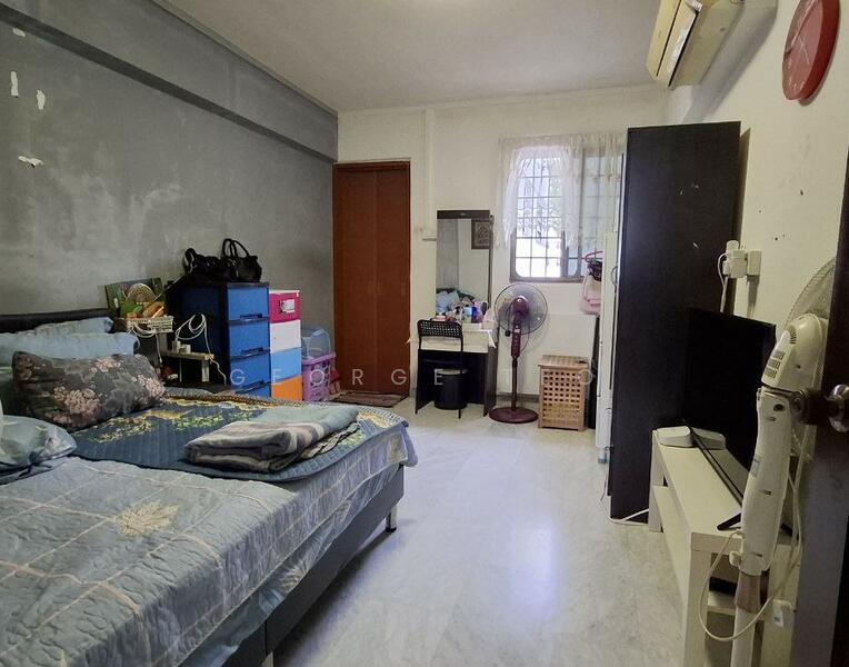 8 Teck Whye Avenue HDB Flat For Sale at S$ 480,000 | PropertyGuru Singapore - Bedroom