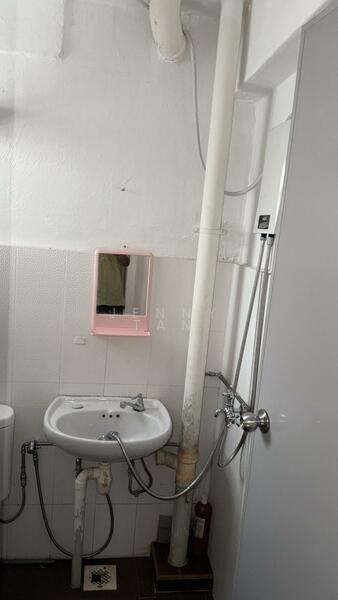 108 Hougang Avenue 1, 108 Hougang Avenue 1, 3 Bedrooms, 700 sqft, HDB Flat For Rent, by Jenny Tan, 500051573 - PropertyGuru.com.sg