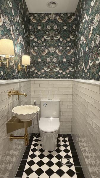 Gallop Gables, 70 Farrer Road, 2 Bedrooms, 1,550 sqft, Condominium For Rent, by James Gan, 500051575 - Powder Room - PropertyGuru.com.sg