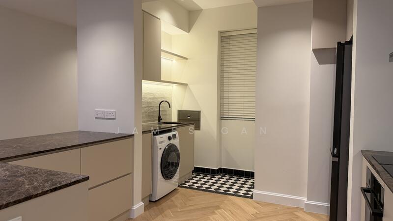 Gallop Gables, 70 Farrer Road, 2 Bedrooms, 1,550 sqft, Condominium For Rent, by James Gan, 500051575 - Kitchen - PropertyGuru.com.sg