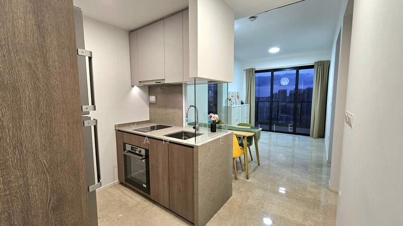 Avenue South Residence, 13 Silat Avenue, 2 Bedrooms, 657 sqft, Condominium For Rent, by Siyo Jun Jie Andrew, 500051581 - Kitchen - PropertyGuru.com.sg