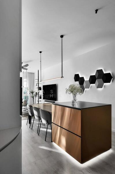 Villa Marina Condominium For Sale at S$ 2,300,000 | PropertyGuru Singapore - Dining Room