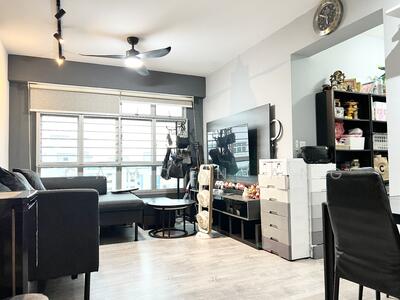 For Sale - 424C Yishun Avenue 11