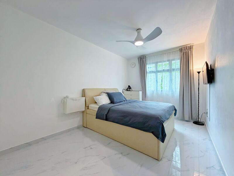 803B Keat Hong Close HDB Flat For Sale at S$ 628,000 | PropertyGuru Singapore - Bedroom