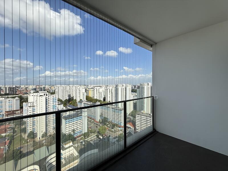 Eight Riversuites, 6 Whampoa East, 3 Bedrooms, 980 sqft, Condominium For Rent, by Tricia Ong, 500051650 - Balcony - PropertyGuru.com.sg