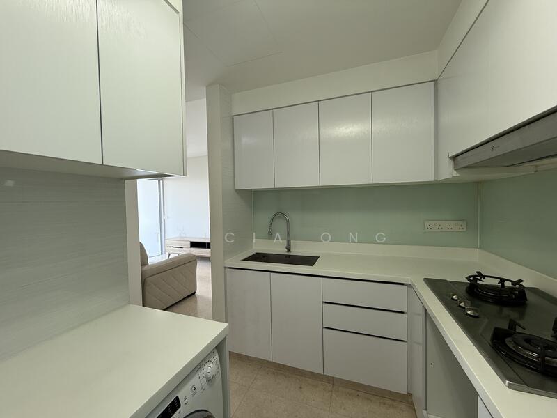 Eight Riversuites, 6 Whampoa East, 3 Bedrooms, 980 sqft, Condominium For Rent, by Tricia Ong, 500051650 - Kitchen - PropertyGuru.com.sg