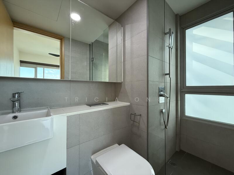 Eight Riversuites, 6 Whampoa East, 3 Bedrooms, 980 sqft, Condominium For Rent, by Tricia Ong, 500051650 - Bathroom - PropertyGuru.com.sg