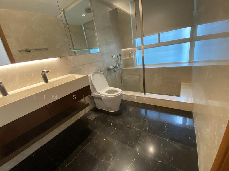 Cabana Cluster House For Sale at S$ 2,980,000 | PropertyGuru Singapore - Bathroom