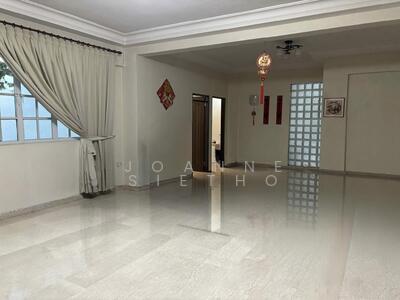 For Sale - Flora East