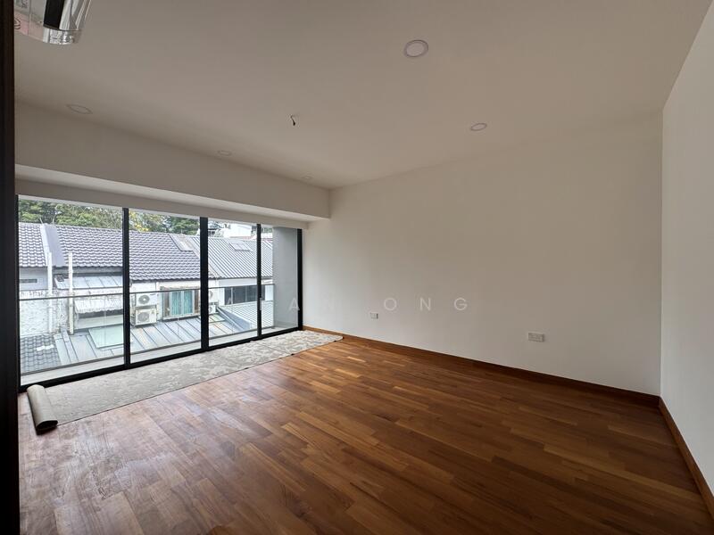 Ready! Brand new 2.5 Storey + basement terrace Terraced House For Sale at S$ 6,380,000 | PropertyGuru Singapore - Interior