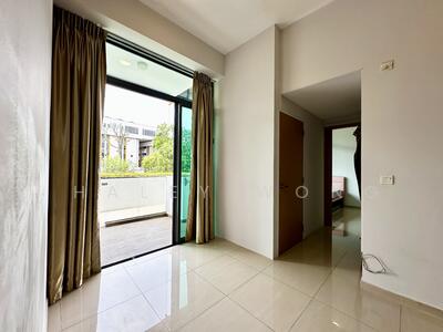 For Rent - Flora View