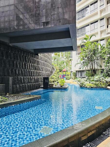 Waterford Residence Condominium For Sale at S$ 3,880,000 | PropertyGuru Singapore - Tranquil Pool Amenities