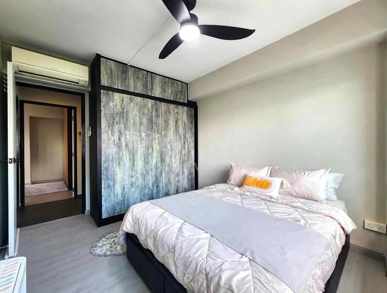 747 Pasir Ris Street 71 HDB Flat For Sale at S$ 808,000 | PropertyGuru Singapore - Bedroom