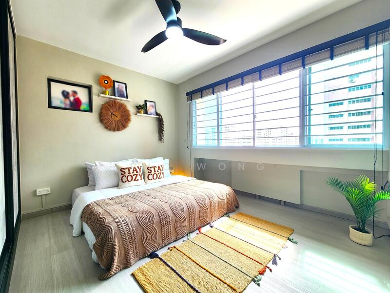 747 Pasir Ris Street 71 HDB Flat For Sale at S$ 808,000 | PropertyGuru Singapore - Master Bedroom