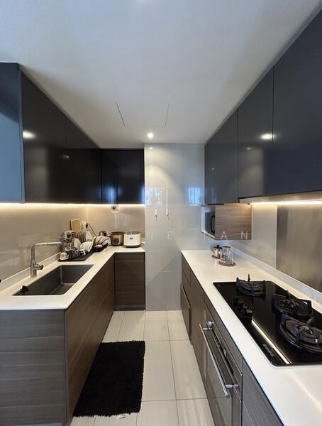 Foresque Residences Condominium For Sale at S$ 2,200,000 | PropertyGuru Singapore