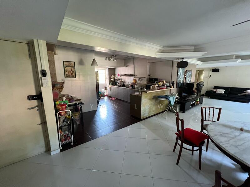 325 Tampines Street 32, 325 Tampines Street 32, 4 Bedrooms, 1,625 sqft, HDB Flat For Rent, by Ryan Low, 500051749 - Kitchen - PropertyGuru.com.sg