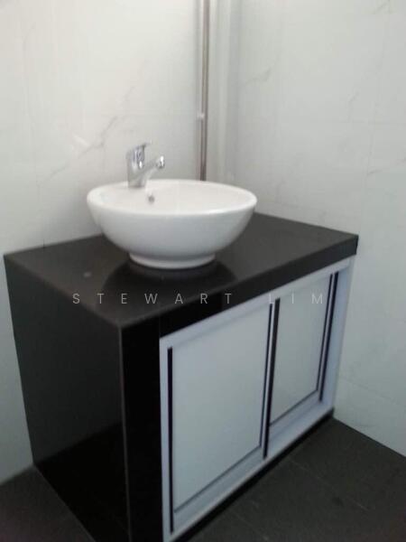 540 Jurong West Avenue 1, 540 Jurong West Avenue 1, Room Rental, 200 sqft, HDB Flat For Rent, by Stewart Lim, 500051754 - Bathroom - PropertyGuru.com.sg