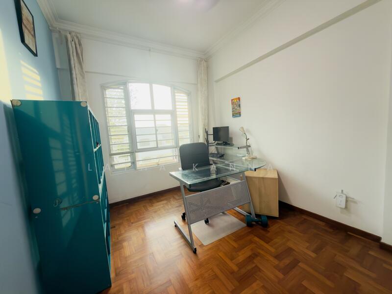 Sunrise Gardens, 51 Sunrise Gardens, 3 Bedrooms, 1,292 sqft, Condominium For Rent, by Latha Kannan, 500051756 - PropertyGuru.com.sg