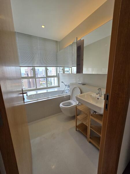 The Cosmopolitan, 200 Kim Seng Road, 2 Bedrooms, 1,141 sqft, Condominium For Rent, by Odele Lin, 500051802 - Bathroom - PropertyGuru.com.sg