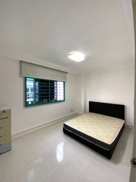 483 Segar Road, 483 Segar Road, 3 Bedrooms, 979 sqft, HDB Flat For Sale, by Shem Wee, 500051848 - Bedroom 2 - PropertyGuru.com.sg