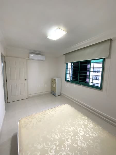 483 Segar Road, 483 Segar Road, 3 Bedrooms, 979 sqft, HDB Flat For Sale, by Shem Wee, 500051848 - Bedroom 2 - PropertyGuru.com.sg