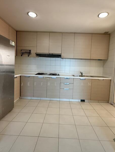 Nuovo, 21 Ang Mo Kio Avenue 9, 3 Bedrooms, 1,281 sqft, Condominium For Rent, by Jeffrey Tan, 500051909 - Kitchen - PropertyGuru.com.sg