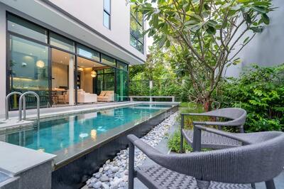 For Sale - Ultra-Rare Brand-New Detached 🌟close to Sixth Avenue MRT ☎️MARTIN 9320.20.20