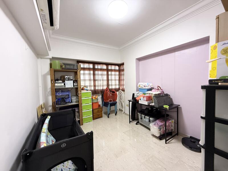 632 Jurong West Street 65 HDB Flat For Sale at S$ 688,000 | PropertyGuru Singapore - Study