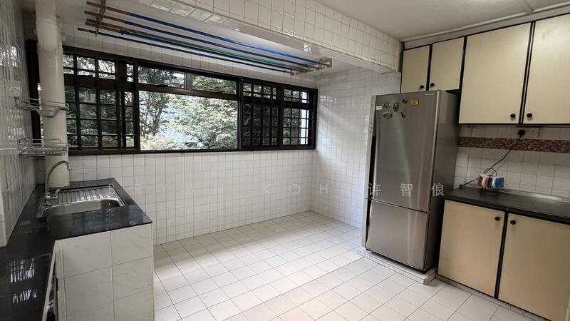 11 Holland Drive HDB Flat For Sale at S$ 660,000 | PropertyGuru Singapore