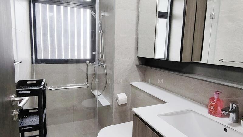 The Clement Canopy, 18 Clementi Avenue 1, Room Rental, 100 sqft, Condominium For Rent, by Shaun Lim, 500052031 - Bathroom - PropertyGuru.com.sg