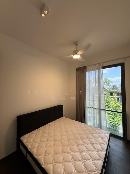 Parc Clematis Cluster House For Sale at S$ 5,300,000 | PropertyGuru Singapore - Bedroom 2 at Level 2