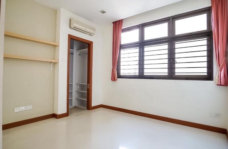 Boonview, 1 Marymount Terrace, 3 Bedrooms, 1,518 sqft, Condominium For Rent, by Lena Ng, 500052094 - Common Bedroom 1 with walk-in wardrobe - PropertyGuru.com.sg