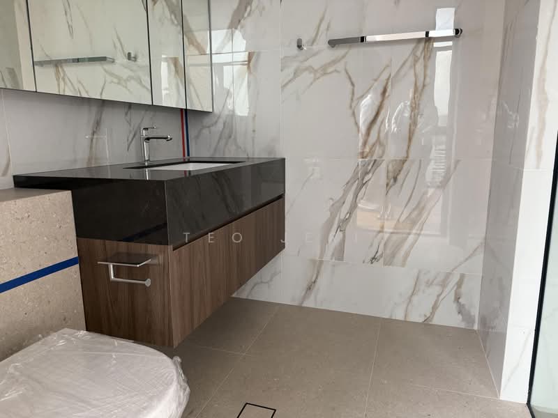 Claydence, 97 Still Road, 3 Bedrooms, 1,475 sqft, Apartment For Sale, by Teo Jeri, 500052095 - Bathroom - PropertyGuru.com.sg