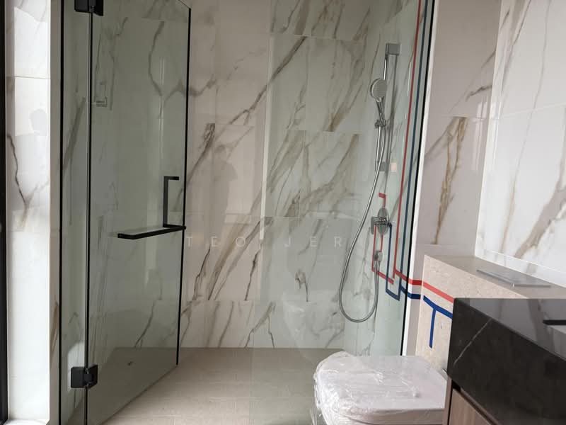 Claydence, 97 Still Road, 3 Bedrooms, 1,475 sqft, Apartment For Sale, by Teo Jeri, 500052095 - Bathroom - PropertyGuru.com.sg