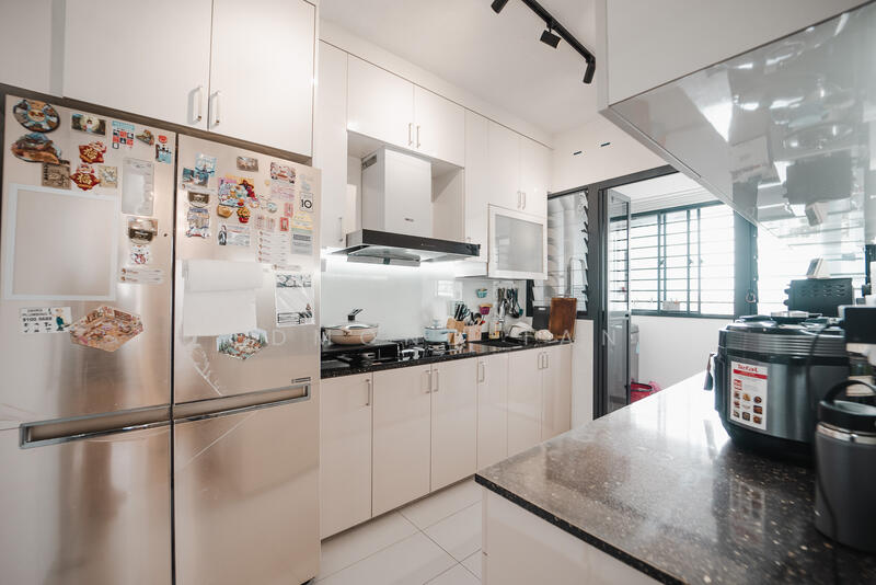 118A Alkaff Crescent HDB Flat For Sale at S$ 1,188,888 | PropertyGuru Singapore - Kitchen