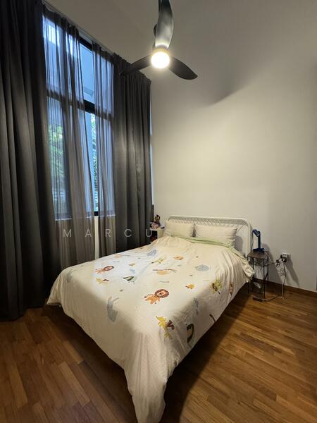 Mayfair Gardens Condominium For Sale at S$ 1,250,000 | PropertyGuru Singapore