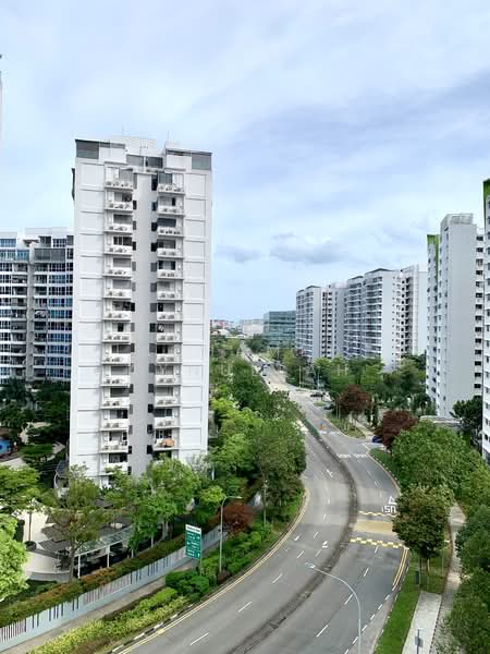523D Tampines Central 7 HDB Flat For Sale at S$ 838,888 | PropertyGuru Singapore - Balcony