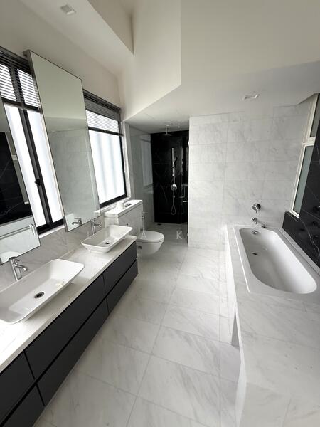 Charlton 27 Cluster House For Sale at S$ 4,700,000 | PropertyGuru Singapore