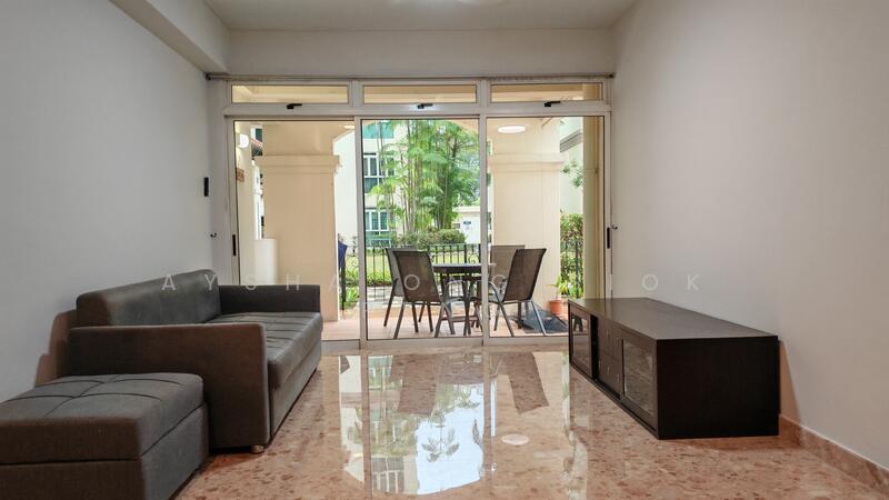 Estella Gardens, 21 - 27 Flora Road, 3 Bedrooms, 1,500 sqft, Condominium For Rent, by Aysha Ong Siok Peng, 500052261 - Living Room - PropertyGuru.com.sg