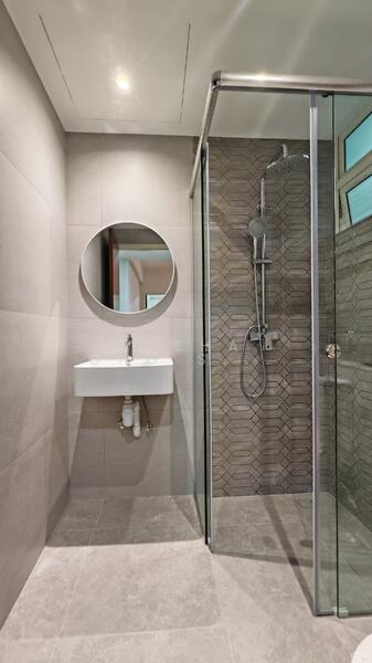 Estella Gardens, 21 - 27 Flora Road, 3 Bedrooms, 1,500 sqft, Condominium For Rent, by Aysha Ong Siok Peng, 500052261 - Bathroom - PropertyGuru.com.sg