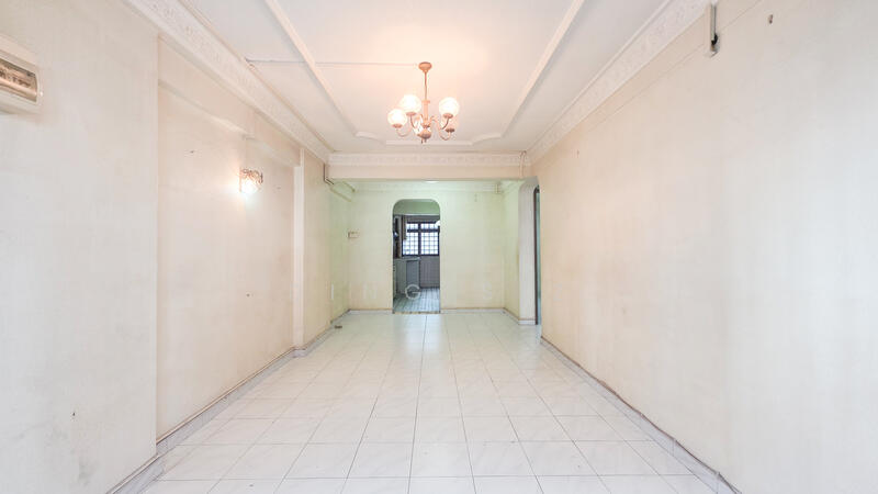 30 Marine Crescent HDB Flat For Sale at S$ 518,000 | PropertyGuru Singapore - Living Room