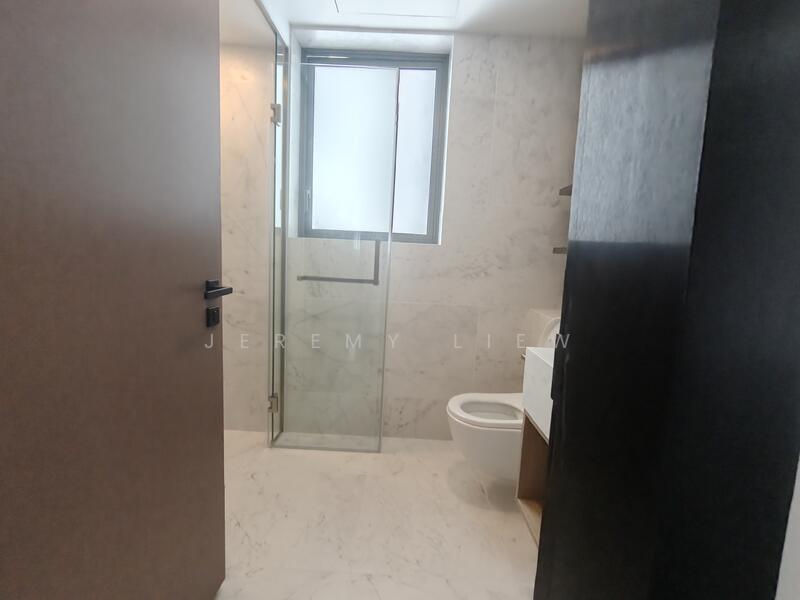 One Bernam, 1 Bernam Street, 3 Bedrooms, 1,421 sqft, Condominium For Rent, by Jeremy Liew, 500052289 - Bathroom - PropertyGuru.com.sg
